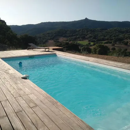 Semesterbostad Entre Et Maquis- Maison Avec Piscine Privee - 8 Minutes Tizzano